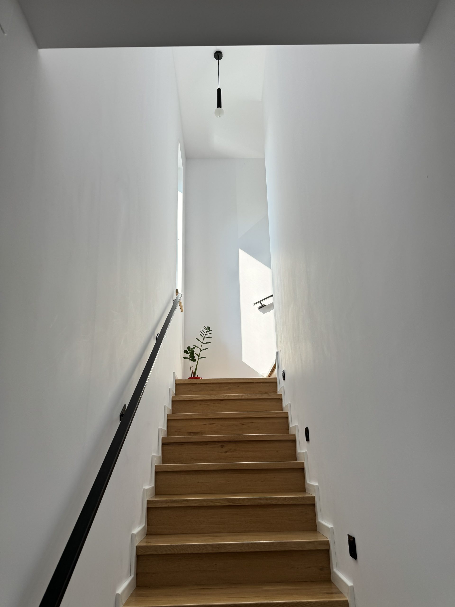 Corunca_Casa-S_staircase_2022-scaled.jpg
